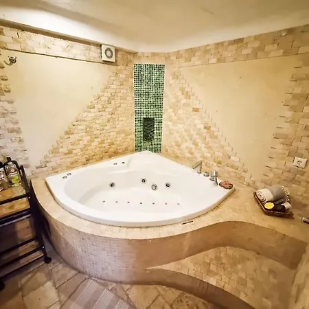 Delux Private Jacuzzi And Sauna Inside The Flat Istanbulská provincie