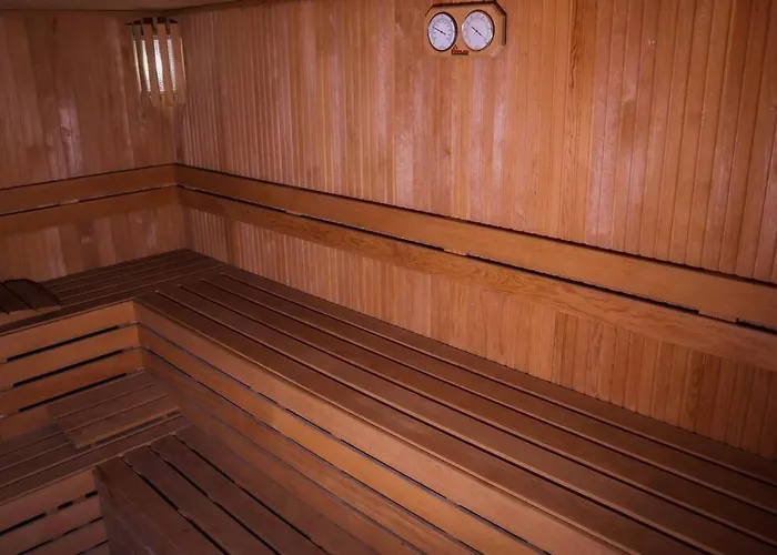 Delux Private Jacuzzi And Sauna Inside The Flat Istanbul