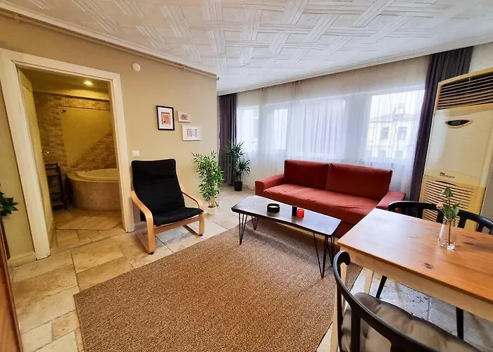 Delux Private Jacuzzi And Sauna Inside The Flat Apartment Istanbul